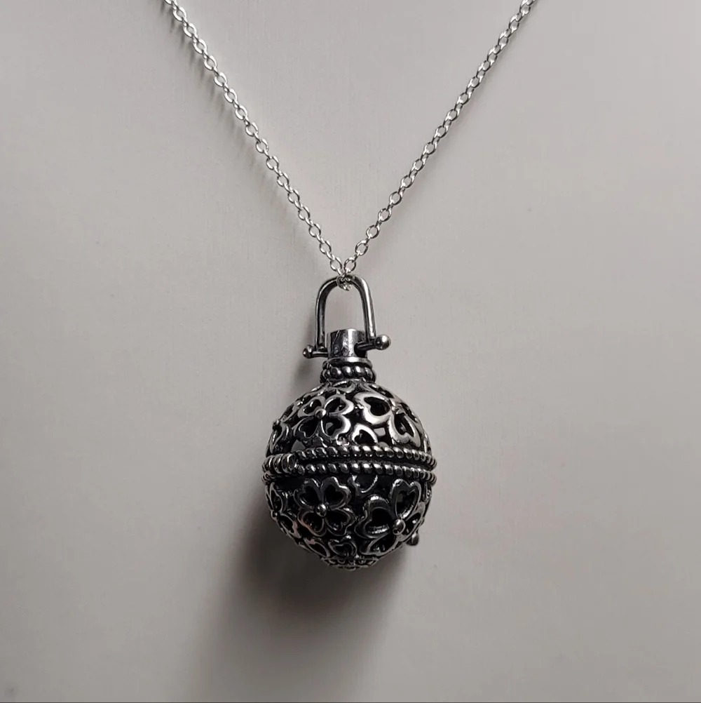 Hand Crafted Gun Metal Silver Filigree Locket Necklace